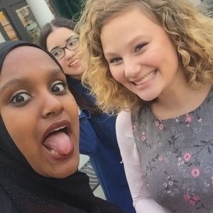 Meet your Posher, Melba